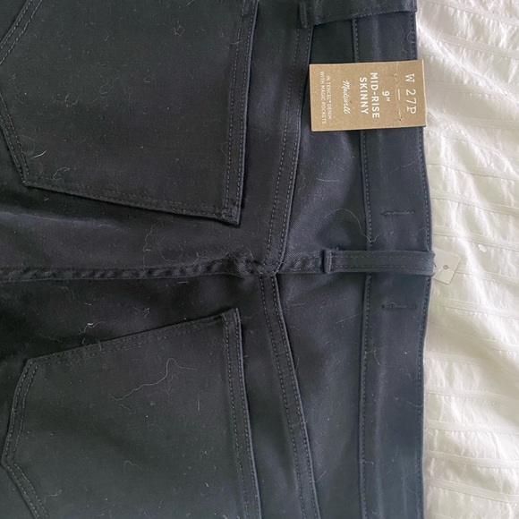 NWT - Madewell: 9" Mid-Rise Skinny Jeans in Lunar Wash: TENCEL™ Denim Edition - Picture 5 of 7